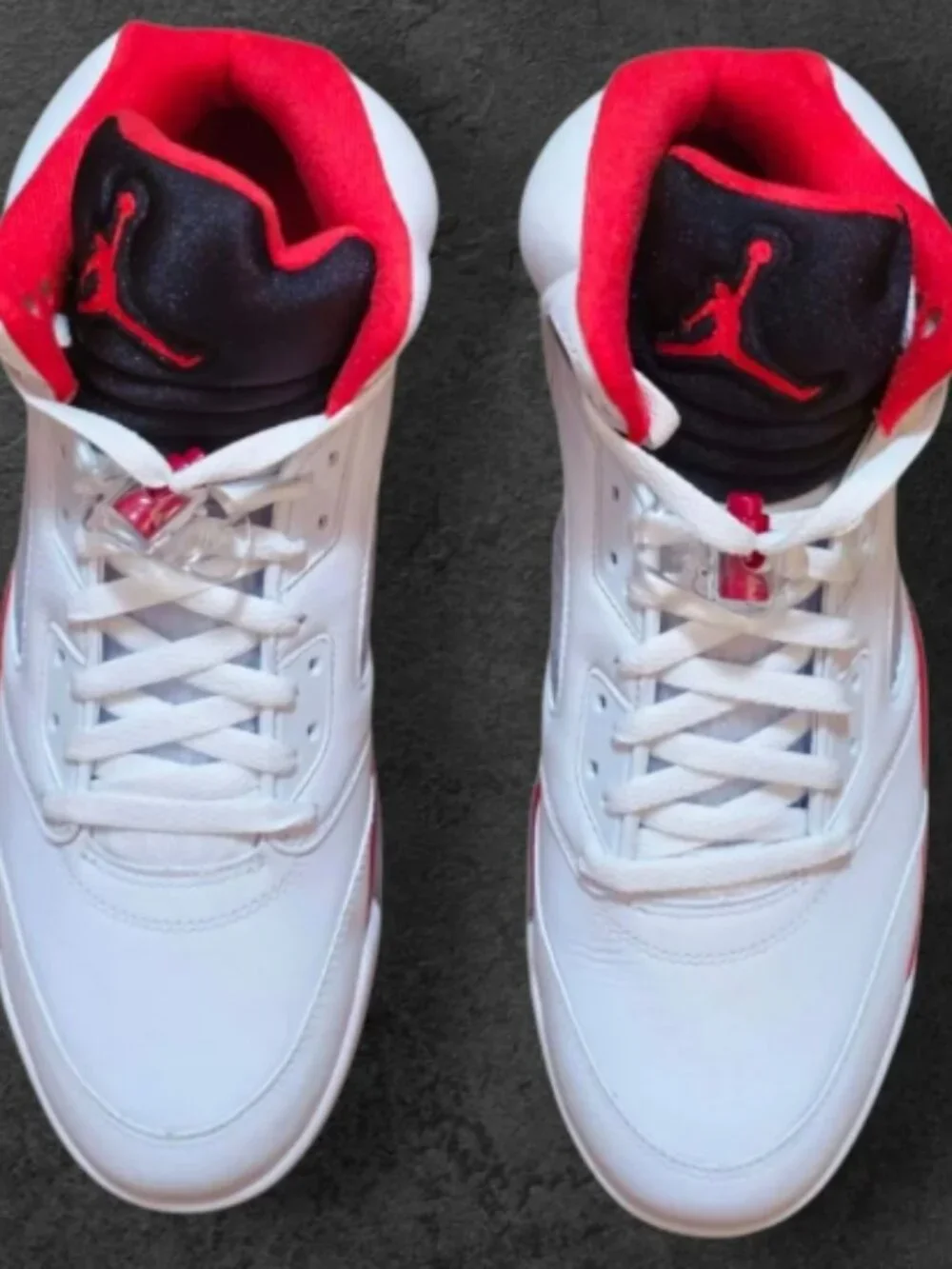 DS Air Jordan 5 Retro 'Fire Red Black Tongue'